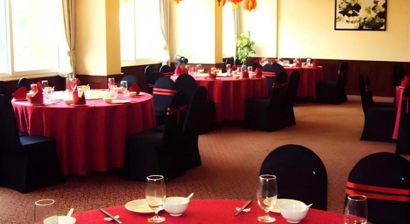 Huu Nghi Hotel Hai Phong Esterno foto