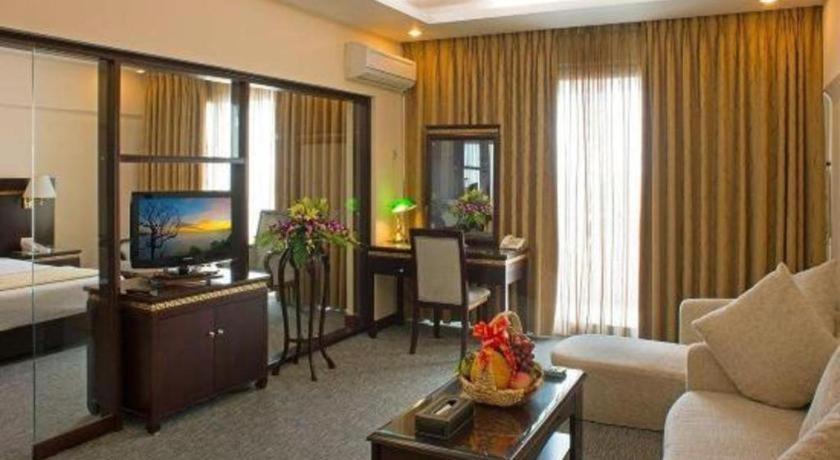 Huu Nghi Hotel Hai Phong Esterno foto